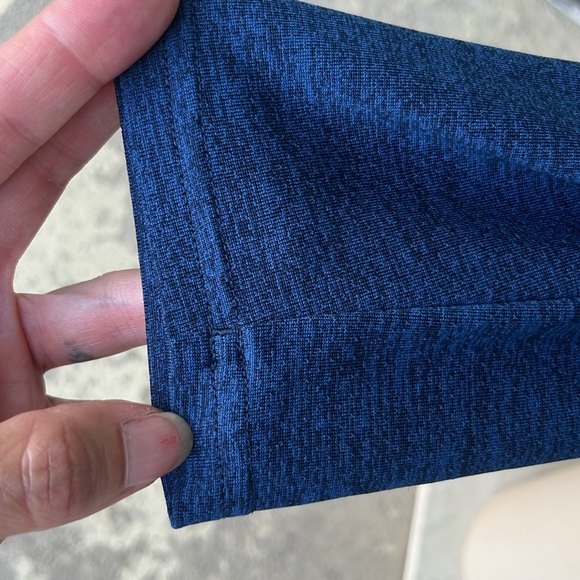 BNWOT Gymshark blue/black athletic long sleeve top - Picture 4 of 9